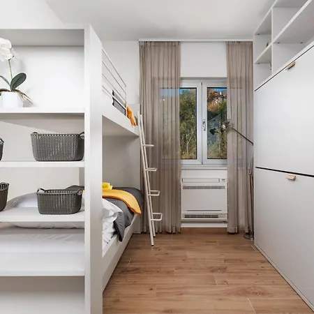 Penthouse Volosko 아파트 오파티아