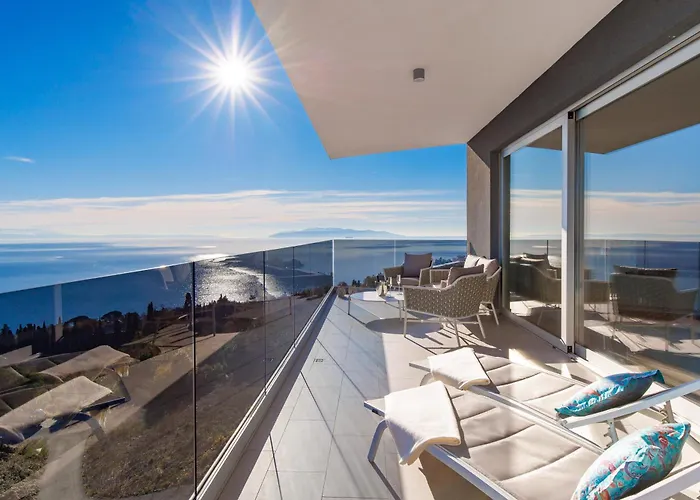 Penthouse Volosko 아파트 *