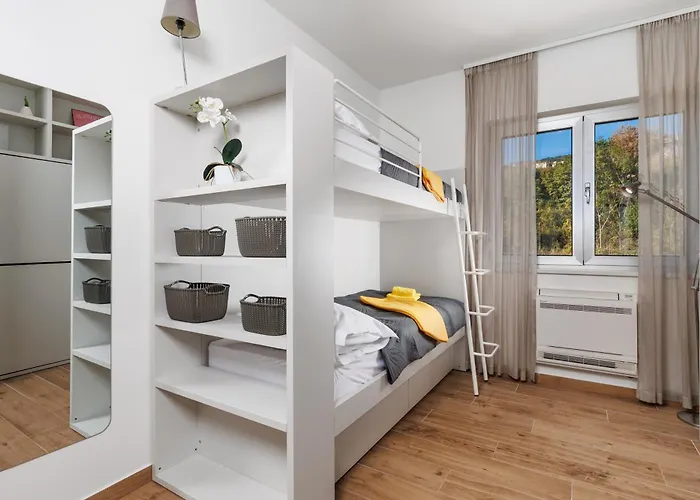 Penthouse Volosko Daire *